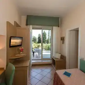 Della Torre - 40