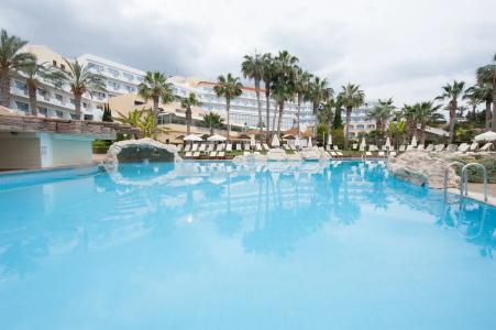 St George Spa & Beach Resort - 34