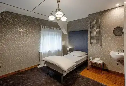 Matejki 8 - 4