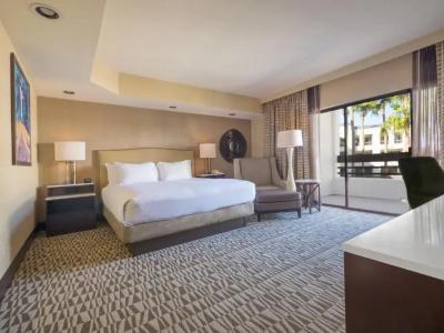 Hilton Phoenix Airport - 55
