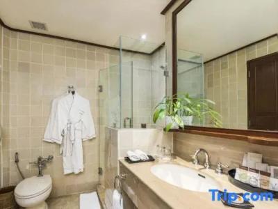 Chatrium Royal Lake Yangon - 266