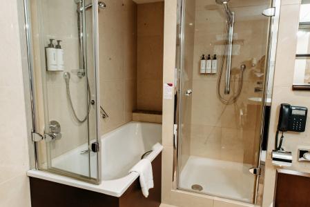 Crowne Plaza Bratislava, An Ihg - 9