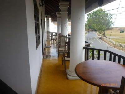 Fort Dew Guest House - 10