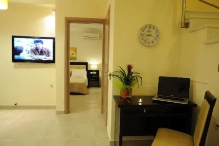 Mamfredas Luxury Resort - 17