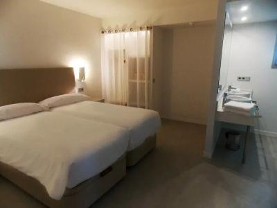 Apartaments B-Llobet Sun & Confort - 4