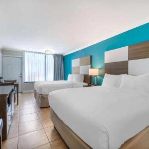 Comfort Inn & Suites Daytona Beach Oceanfront - 47