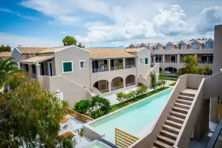 Amour Holiday Resort - 16