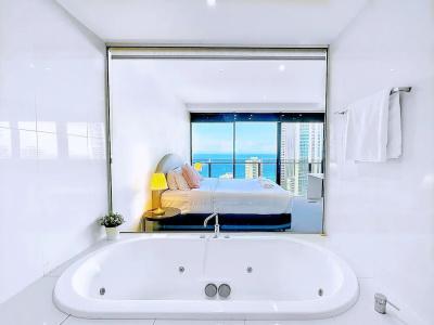 Moorings On Cavill Surfers Paradise - 142