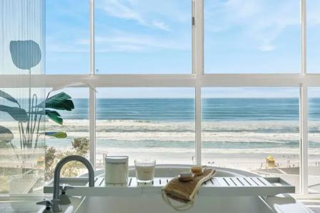 Ultiqa Air On Broadbeach - 398
