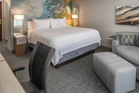 Courtyard by Marriott Portland North - 40