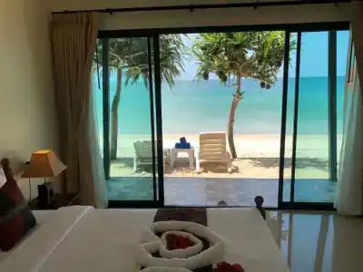 Lanta Seafront Resort - 87