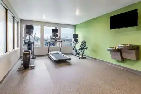 WoodSpring Suites Indianapolis Castleton - 7