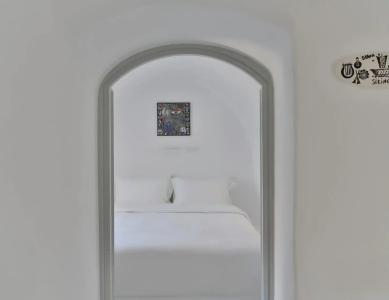 Trieris Villa & Suites - 93