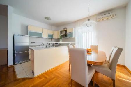 Pervanovo with Free Parking - 58