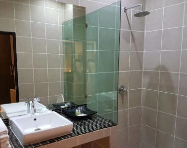 East Suites - 8