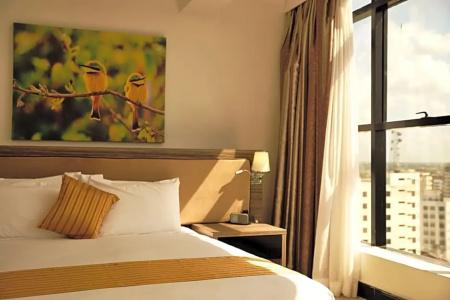 Golden Tulip - 78