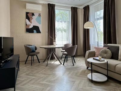 Apartment on Shota Rustaveli - 21