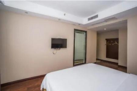 GreenTree Inn Chengdu high-tech Development West Zone Shidai Tian Street Express - 39