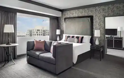 Loews Vanderbilt - 80