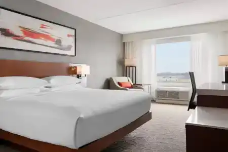 Deltas by Marriott - Indianapolis Airport - 23