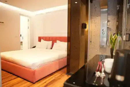 La Suite Boutique - 107