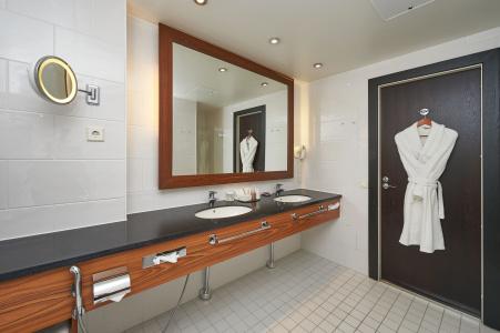 Crowne Plaza Helsinki - Hesperia, An Ihg - 9