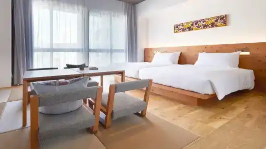 Strata Naha - 45