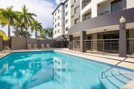 Courtyard by Marriott Miami at Dolphin Mall - 27