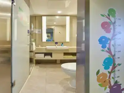 Holiday Inn Express Shanghai Zhenping, An Ihg - 62
