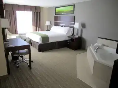 Holiday Inn Express-Kicking Horse, An Ihg - 99
