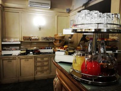 Art Atelier - 11