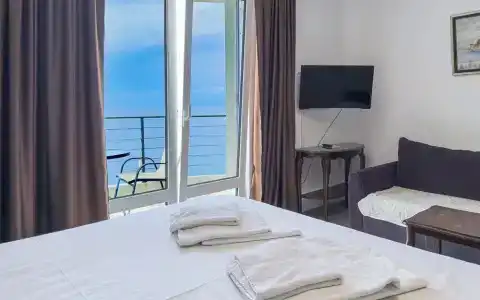 Open Sea Luxury - 142
