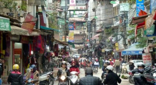 Hanoi Street - 18