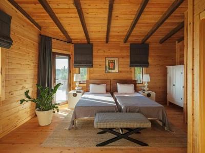 Simurg Inn - 73