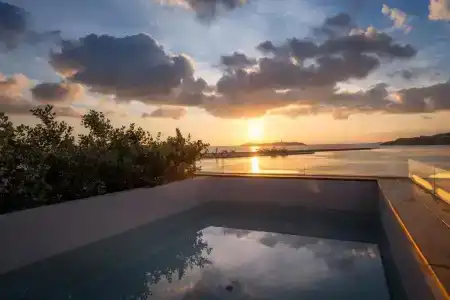 Shapes Luxury Suites - 102