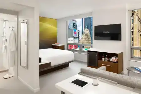 Luma - Times Square - 53