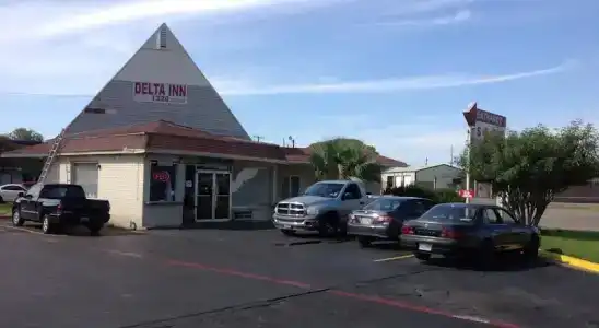 Delta Inn - 9