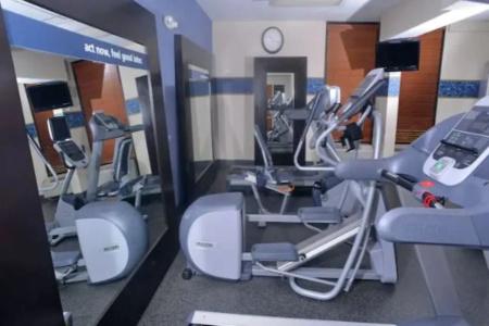 Hampton Inn-South - 17