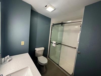 Microtel Inn & Suites by Wyndham College Station - 78