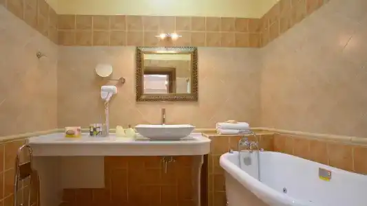 Casa Moazzo Suites and - 8