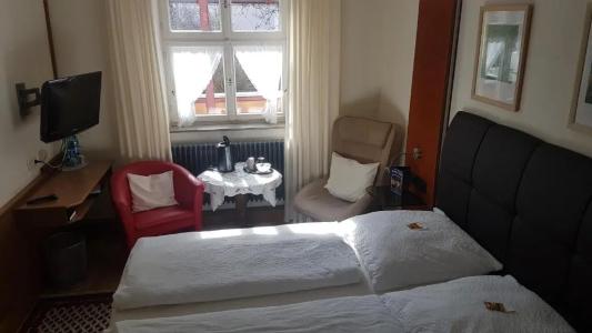 Hotel-Restaurant Goldenes Lamm - 52