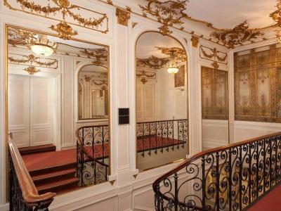 Best Western Ronceray Opéra - 26