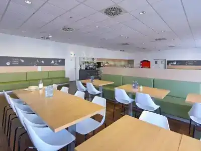 ibis Bonn - 10