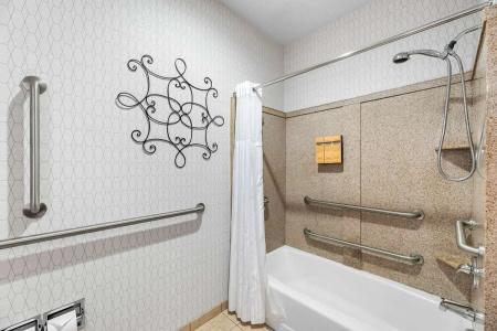Best Western Plus Abbey Inn - 35