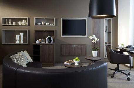 Lindner City Plaza - 6