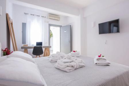 Blue Waves Suites & - 51