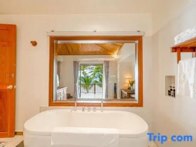 Camellia Resort & Spa - 91