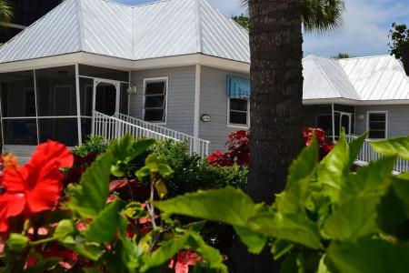 Shalimar Cottages And - 16