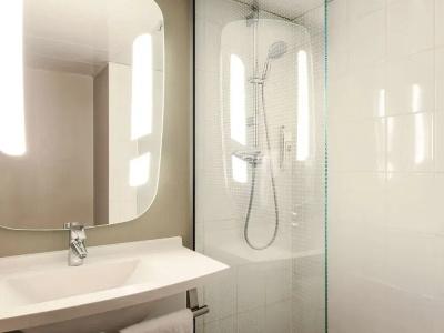 ibis Bordeaux Centre - Gare Saint-Jean - 44