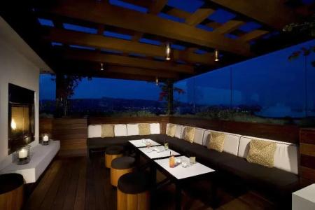 Sixty Beverly Hills - 29